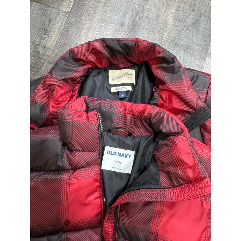Mom and Me Matching Buffalo Plaid Puffer Jackets Universal Thread Old Navy Set - Picture 2 of 4